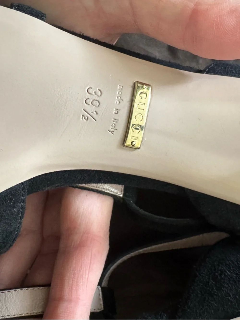 Gucci Burgundy and Black Suede Pointed T-Strap Pumps - Picture 11 of 12